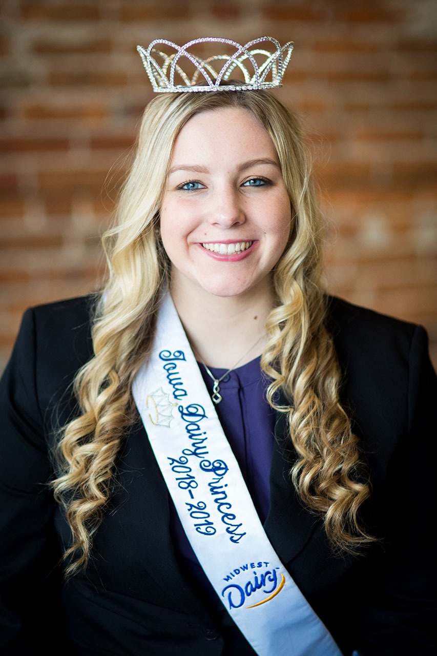 Jessica Schmitt Crowned 65th Iowa Dairy Princess